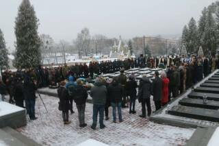 У День Гідності та Свободи на Личаківському кладовищі вшанували пам'ять Новітніх Героїв 