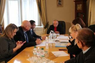 На посаду керівника Львівського перинатального центру претендують п’ятеро фахівців